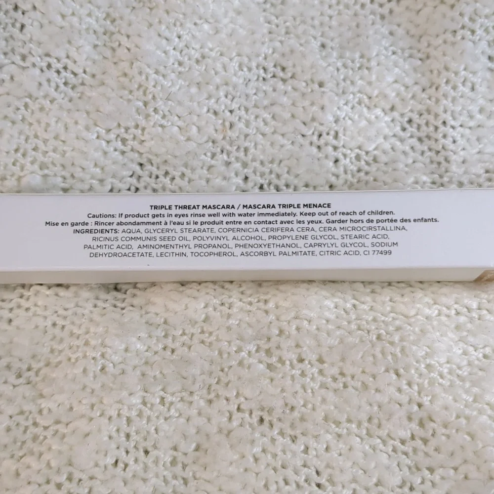 ICONIC London Triple Threat Mascara in Black, 9ml/0.30fl oz - Picture 6 of 10